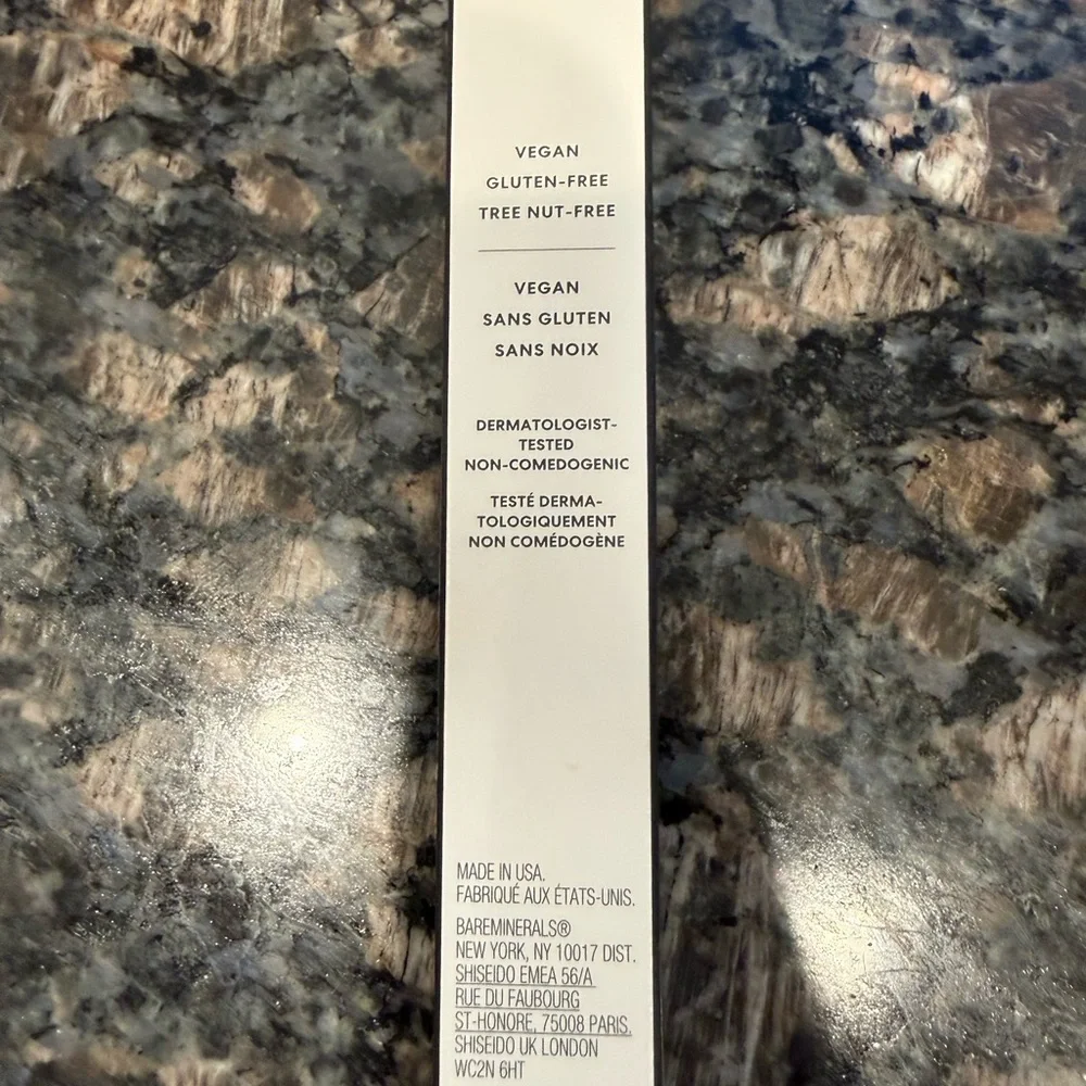 bareMinerals retails $31 Liquid Mineral Concealer - light medium